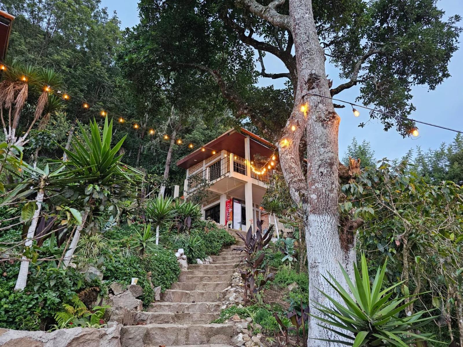 Rancho Fortaleza -Hotel & Spa- San Antonio Palopó 외부 사진